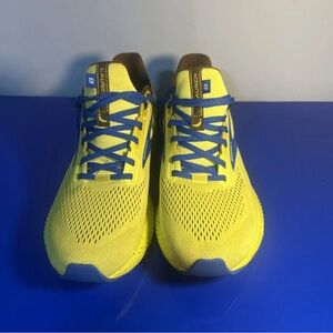 Women’s Brooks Launch 8 Banana Size 10 Style Code 1203451B711
